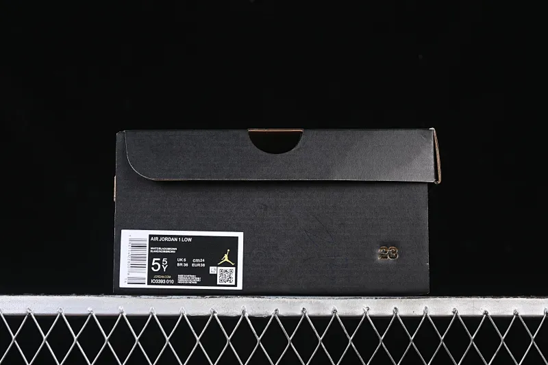 All categories Air Jordan Jordan series basketball shoes Air Jordan 1 Low Air Jordan 1 Low AJ1 Joe 1 black color low-top cultural casual sneakers IO3393-010
